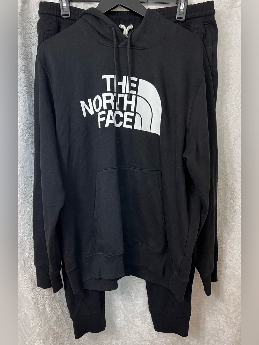 The North Face Tracksuit Men's Black Pullover Hoodie and Jogger Set XL